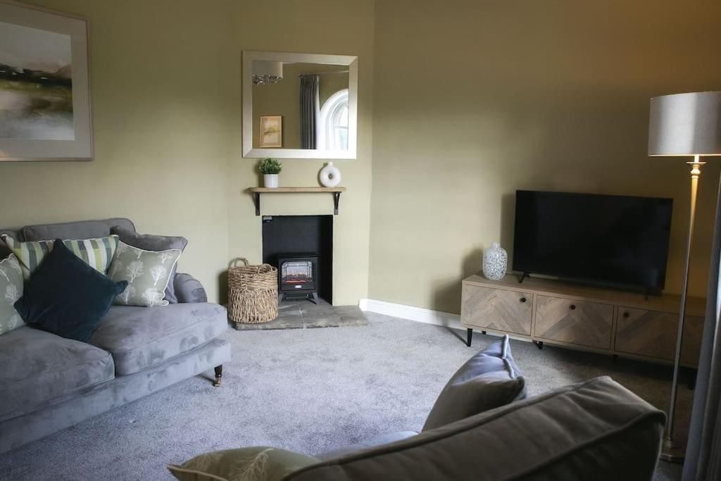 Walshford Lodge Cowthorpe 외부 사진