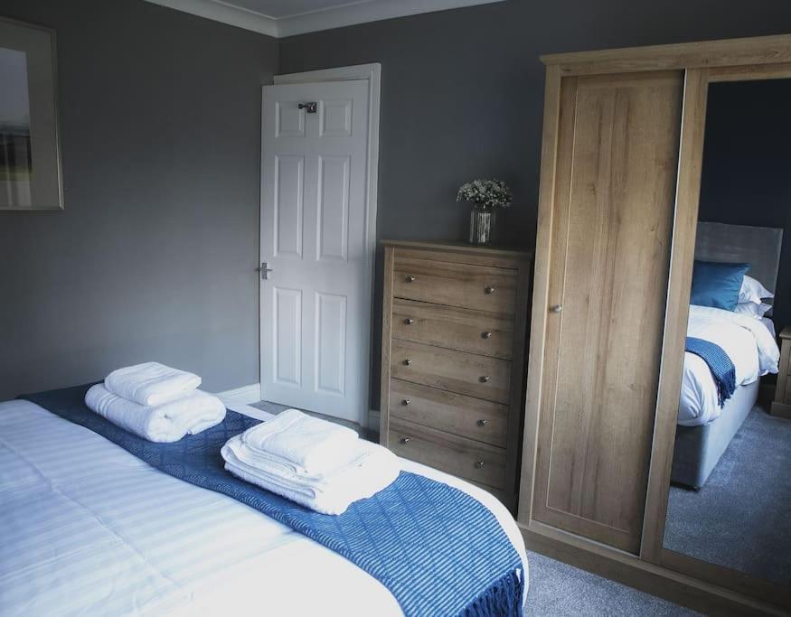Walshford Lodge Cowthorpe 외부 사진
