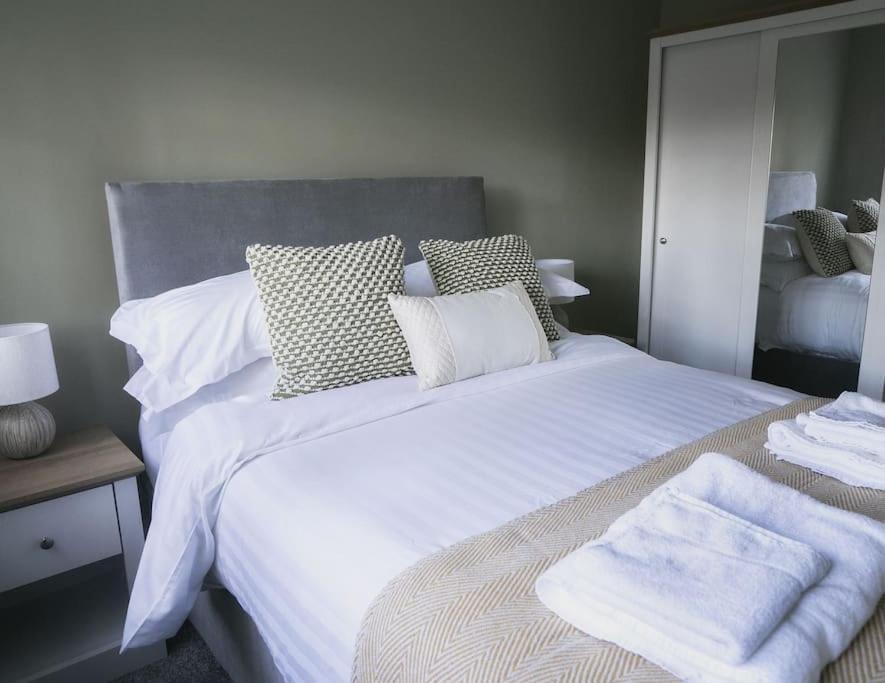 Walshford Lodge Cowthorpe 외부 사진